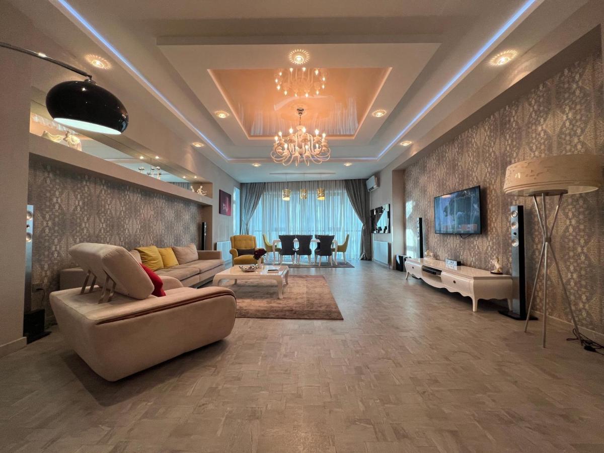 Megafun Luxury Family Apartment Baku Exterior photo